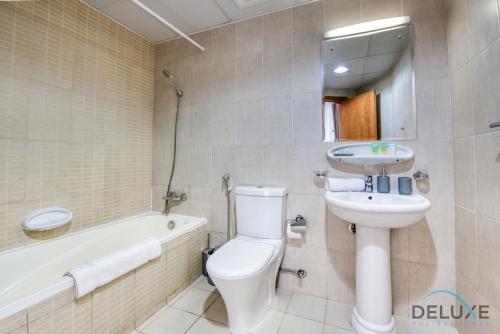 Calm 1BR at Lakeside Tower A Production City by Deluxe Holiday Homes