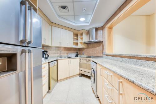 Distinctive 1 BR at Shoreline 5 Palm Jumeirah by Deluxe Holiday Homes