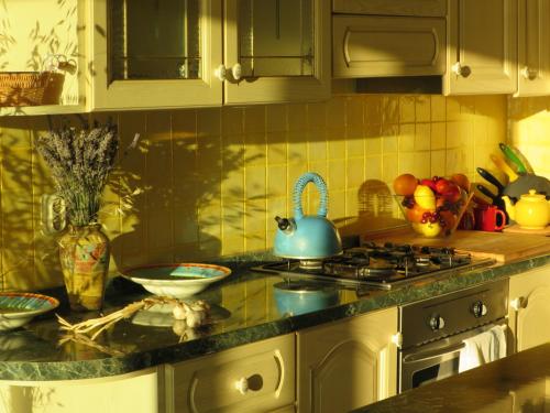 Prime and Exclusive Seafront Location Apartment Sunset in Trpanj
