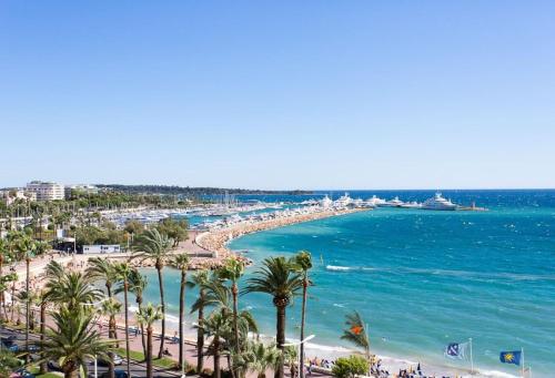 On la Croisette fabulous sea view 1 bed