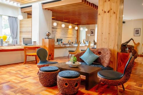 Bay Forest Bed and Breakfast - 로비