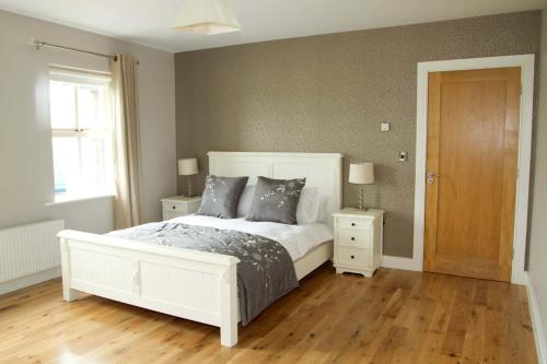 Cahermaclanchy House B&B - image 13
