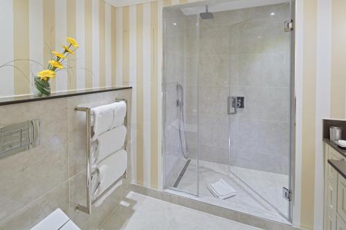 Cheval Thorney Court at Hyde Park - image 6