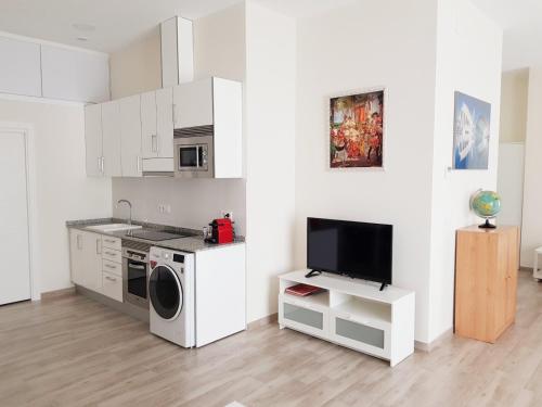 Spacious studio apartment in Cabanyal, Valencie (fotografie 5)