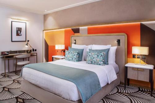 room detail thumbnail 1