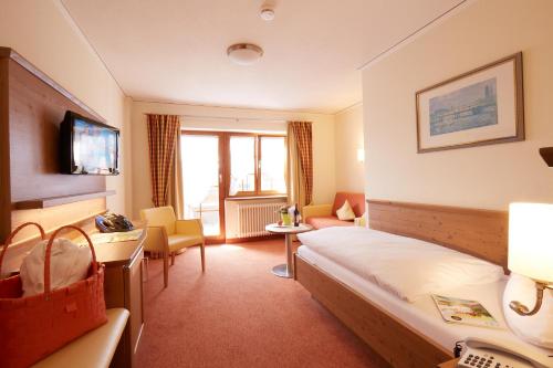 Wander- & Wellnesshotel Nagele 377m von Hacho-Stube entfernt