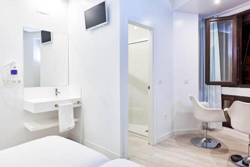 Monjas del Carmen Hostal - image 9