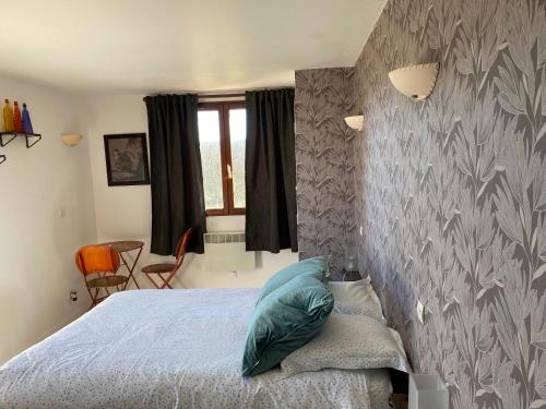 1 double bed