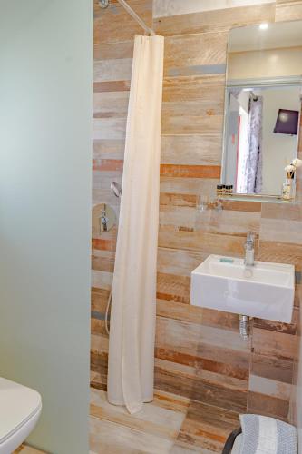 Saint Trope Studios - image 12