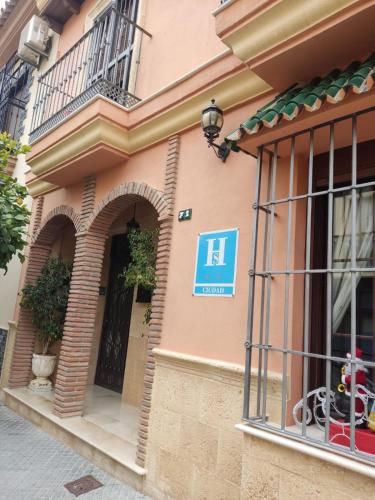 Hostal Monteolivos