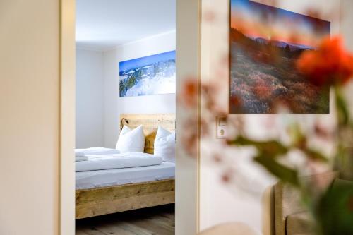 Apartment with Mountain View image 4