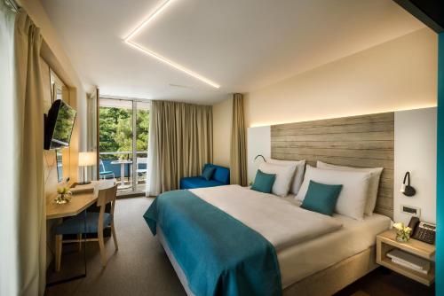 Hotel Marina - image 14
