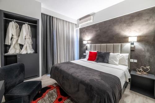Lingos Hotel - image 3