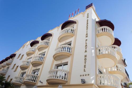 URH Sitges Playa - image 8