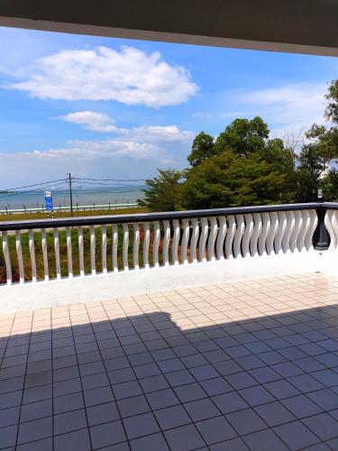 Seaview Bungalow