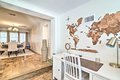 Mid-Century Modern Escape in Central Lakeland! in Lakeland, USA