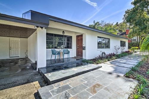 Mid-Century Modern Escape in Central Lakeland!