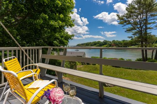 Dockside Guest Quarters