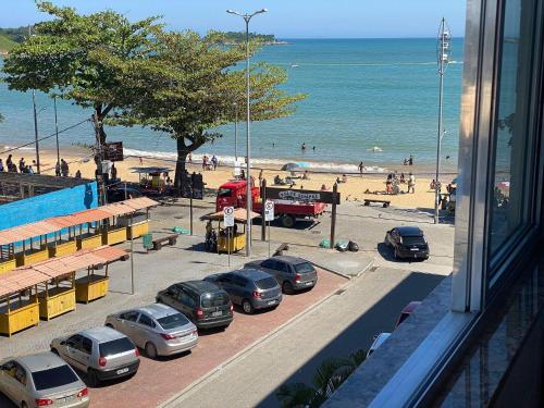 Apto a beira mar no Centro - WIFI 200MB - Netflix - Cozinha equipada - Portaria 24h - Ar condicionado