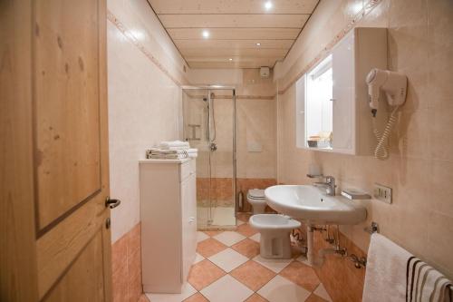 Apartment image 8