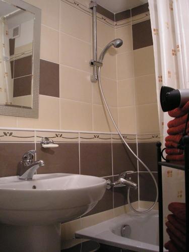 Apartment Riverside - River View - image 3