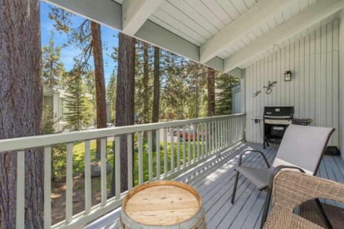 Skylandia Escape by Tahoe Mountain Properties - image 5