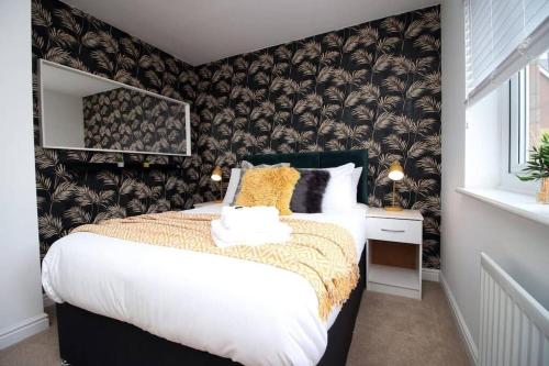 Perfect for large families or large work groups in Pontypool