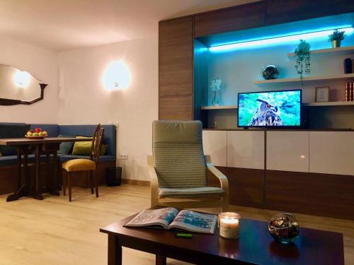 บริการและสิ่งอำนวยความสะดวก, Imowemo OVAR Multifuncional penthouse studios in โอวาร์