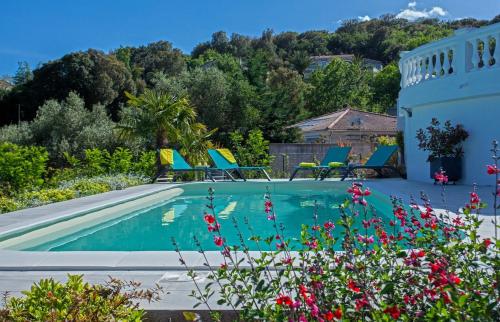 Villa Les Aralias gîte à louer Folelli