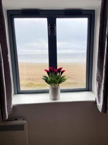 Picture of Beach Front With Stunning Sea View Holiday Home