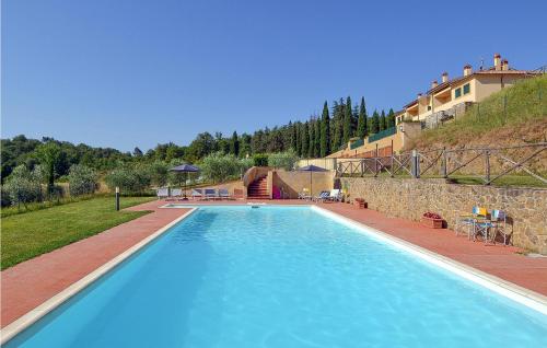  2 Bedroom Amazing Apartment In Bucine in Bucine
