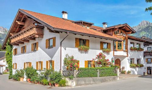  Gintherhof, Pension in Reutte bei Weissenbach am Lech