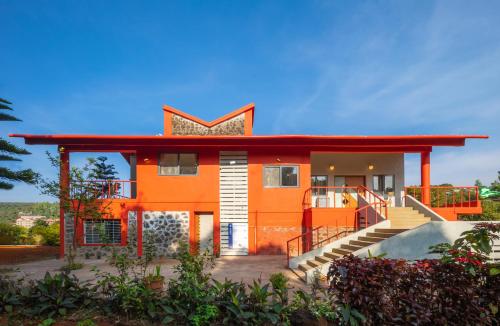 SaffronStays RedFields By Venna River - luxury villa amidst strawberry farms
