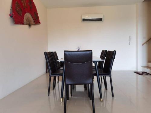 Ricky Homestay@Dogan Townhouse
