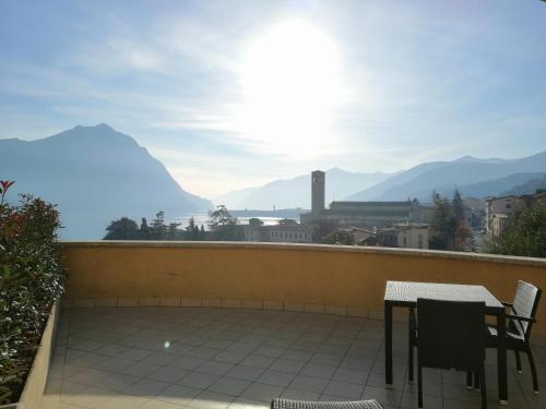 Suite with Lake View
