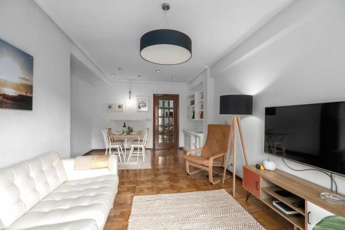  APARTAMENTO MUY CÓMODO con PARKING in Loyola
