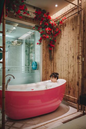 Hot tub, Mai Hotel in Dong Da