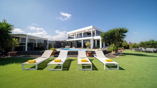 Villa Baobab by Alondra Collection