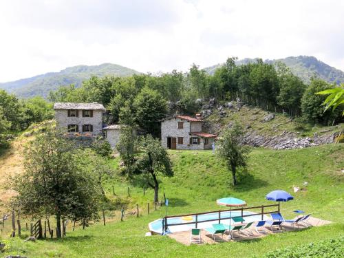 Holiday Home Paradiso II by Interhome in Fabbriche di Vallico