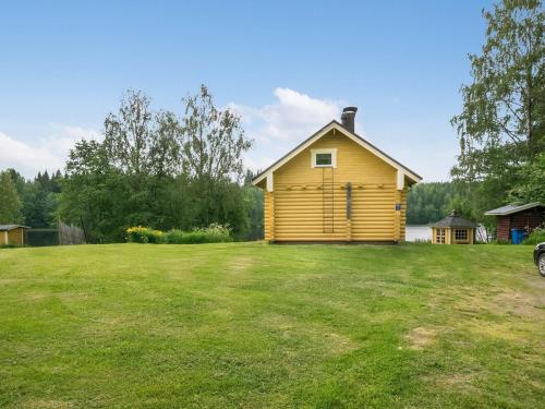 Holiday Home Ahvenranta by Interhome in Tuusniemi