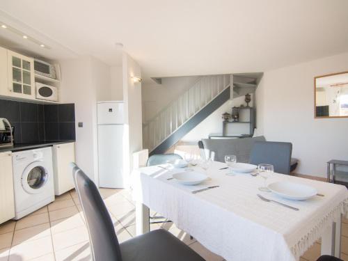 Apartment Les Andalouses by Interhome near Le Vivaldi