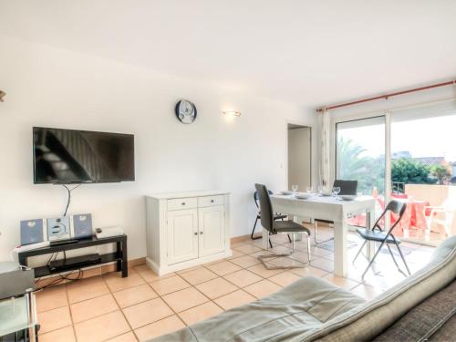 Apartment Les Andalouses by Interhome near Le Vivaldi