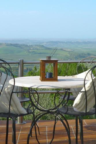 Holiday Home Castagni I - Castagni II by Interhome in Lajatico