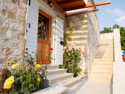 Holiday Home Juraj by Interhome in ดูกิ รัต