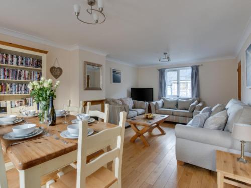 Holiday Home New Street by Interhome