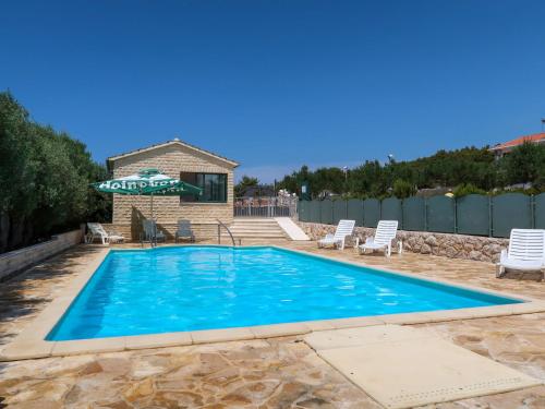  Holiday Home Camp Marko - ROZ336 by Interhome in Zečevo