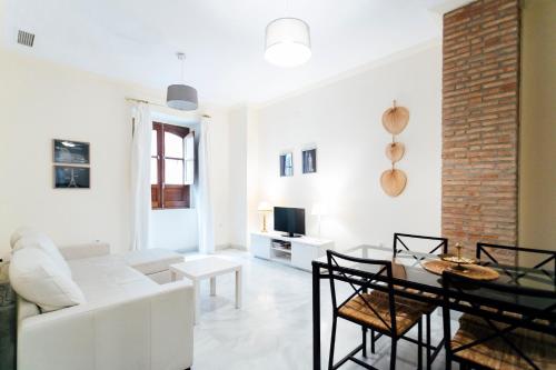 Alohamundi Zaragoza IV, Sevilla