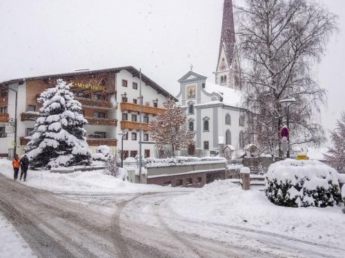 Studio Garten Appartement by Interhome in อาซามซ์