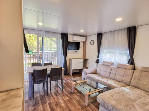  Holiday Home Mobilheim by Interhome in Heiligen Gestade