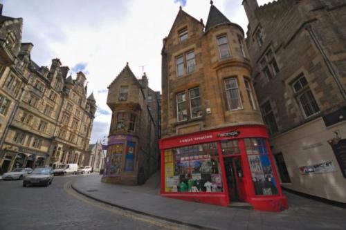 Lovely 1 Bedroom Apartment near Edinburgh City Centre